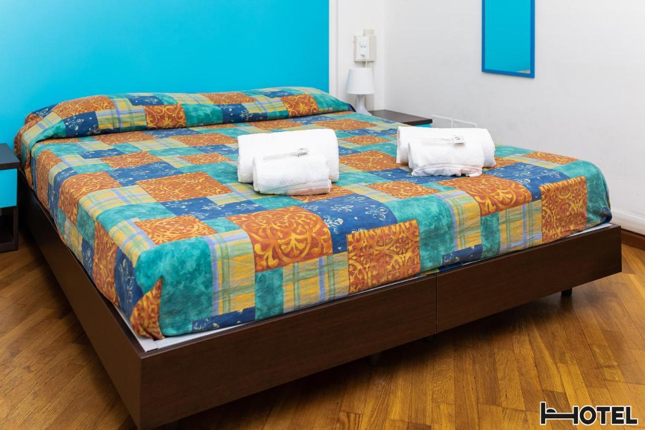 ג'נובה Hotel Youri Il Magnifico מראה חיצוני תמונה